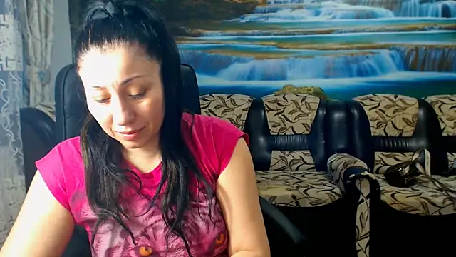 Snapshot of MoistMady chatting on March 1, 3:38 pm MoistMady online show from March 1, 3:38 pm