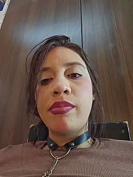 Snapshot of Rebeca_xs chatting on February 22, 9:08 am Rebeca xs online show from February 22, 9:08 am