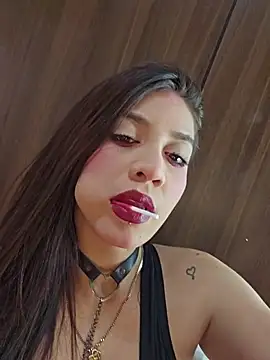 Snapshot of Rebeca_xs chatting on June 21, 6:49 am Rebeca xs online show from June 21, 6:49 am