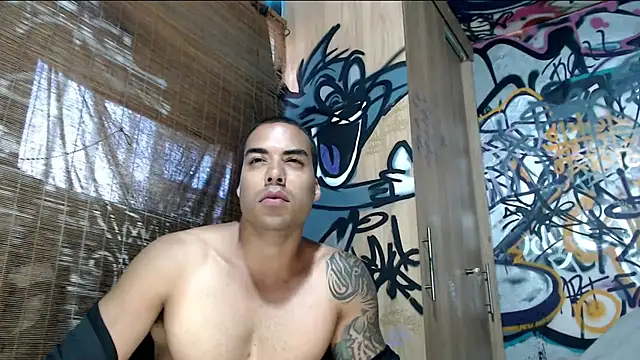 Justin Frank online show from January 17, 3:28 pm