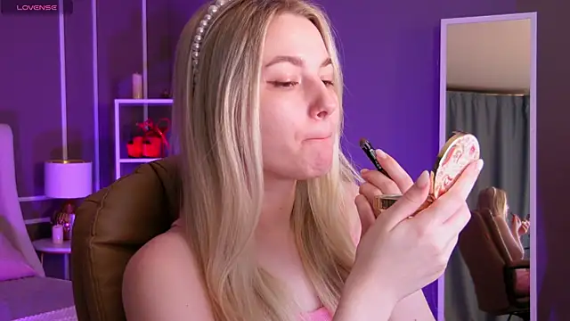 elinanortas online show from January 30, 1:11 am