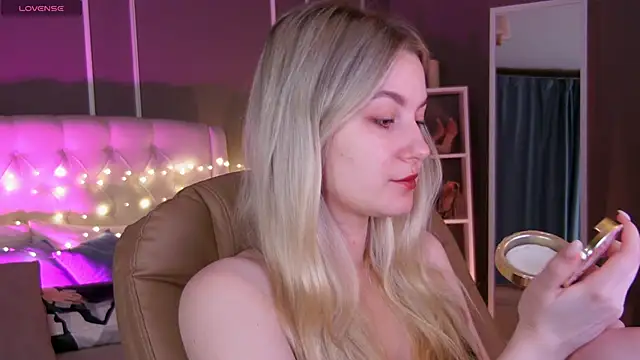 elinanortas online show from February 9, 1:11 am