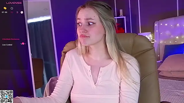 elinanortas online show from March 12, 7:24 am