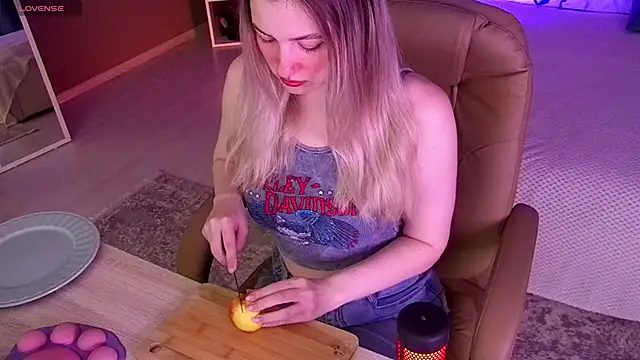 elinanortas online show from September 30, 1:10 am