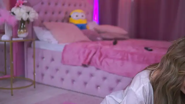 AshleySinn online show from February 3, 9:29 pm