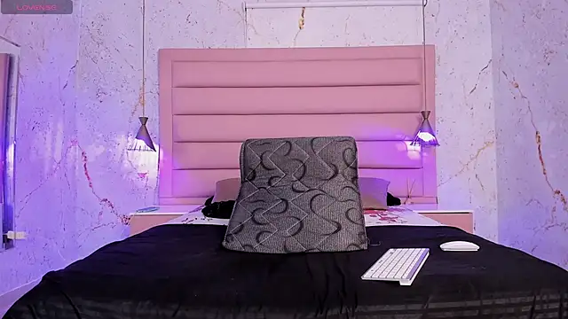 Scarleett 22 online show from January 26, 8:02 pm