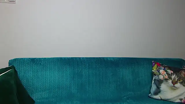 SaraDaisy online show from October 29, 5:47 pm