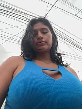 Snapshot of sexi_noemi chatting on February 8, 10:51 pm sexi noemi online show from February 8, 10:51 pm