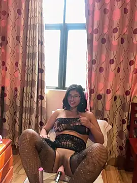 Snapshot of sexi_noemi chatting on February 18, 2:59 pm sexi noemi online show from February 18, 2:59 pm