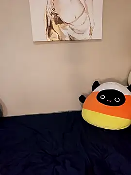 AmethystFoxx online show from February 7, 3:01 am