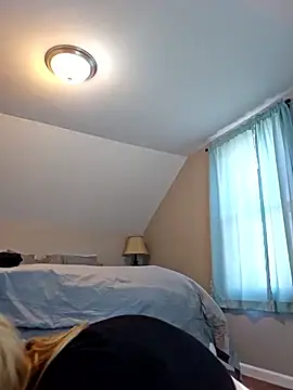 AmethystFoxx online show from March 13, 5:18 pm