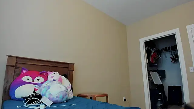 AmethystFoxx online show from October 2, 7:32 pm