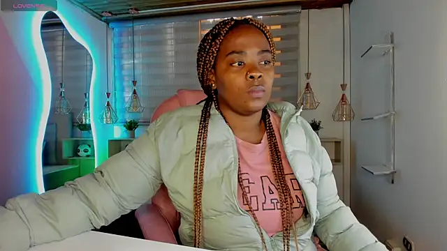 Snapshot of aleja17_xxx chatting on September 19, 7:58 pm aleja17 xxx online show from September 19, 7:58 pm