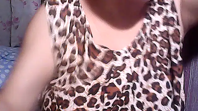 sweetsosie18 online show from September 9, 5:29 am