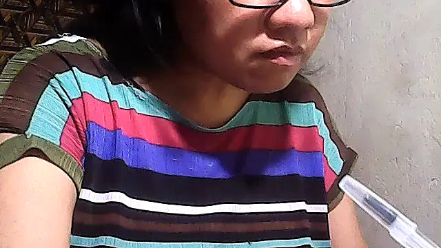 sweetsosie18 online show from December 16, 5:56 am