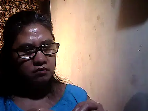 sweetsosie18 online show from December 22, 6:38 pm