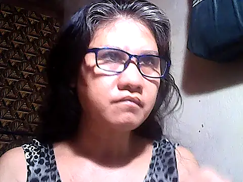 sweetsosie18 online show from June 30, 11:44 am