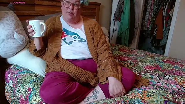 PotOfGreer online show from April 15, 5:31 pm