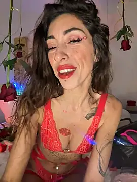 amanilouve online show from February 14, 8:49 pm