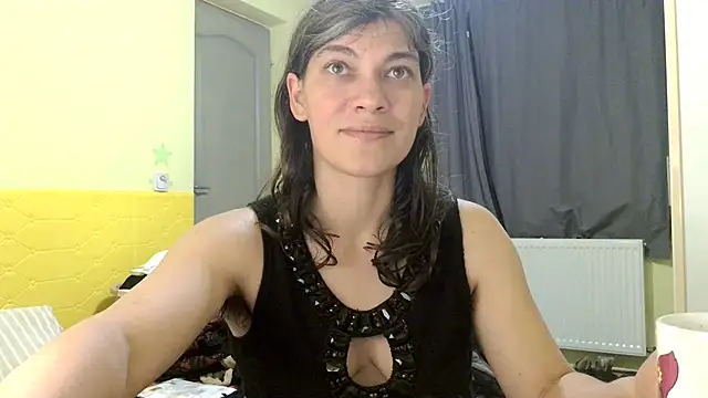 Snapshot of MercyLove chatting on April 29, 5:30 pm MercyLove online show from April 29, 5:30 pm