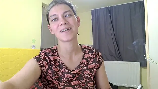 Snapshot of MercyLove chatting on May 2, 4:12 pm MercyLove online show from May 2, 4:12 pm