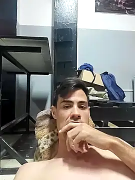 Villalexs online show from October 2, 4:30 am