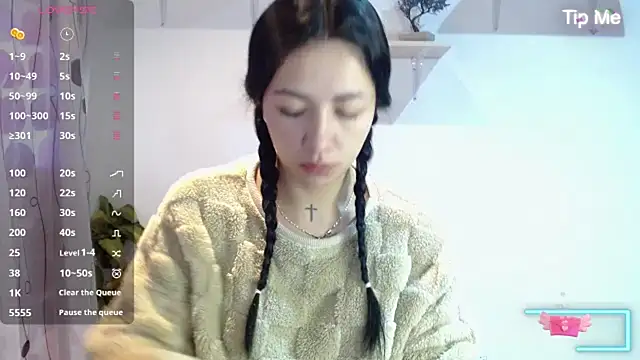 MadisonCambel online show from December 4, 1:31 pm