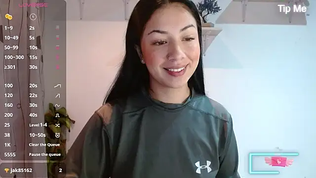 MadisonCambel online show from December 5, 9:50 am