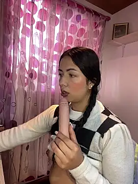 MadisonCambel online show from January 15, 8:37 pm