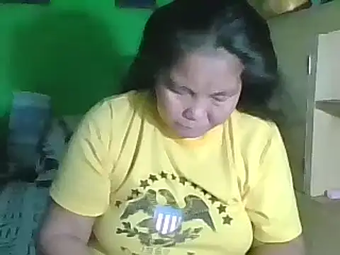 Snapshot of pinay_wild_mature chatting on January 26, 1:31 am pinay wild mature online show from January 26, 1:31 am