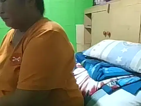 Snapshot of pinay_wild_mature chatting on February 28, 10:41 am pinay wild mature online show from February 28, 10:41 am