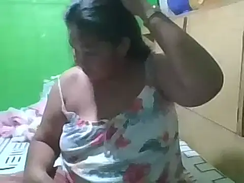 Snapshot of pinay_wild_mature chatting on March 19, 12:26 am pinay wild mature online show from March 19, 12:26 am