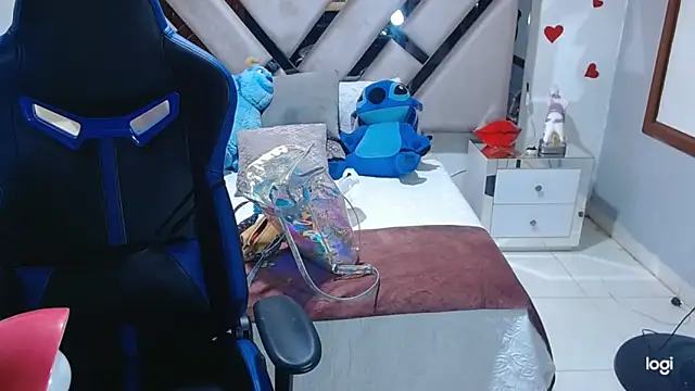 Snapshot of lady_Ary_xx chatting on January 24, 8:22 pm lady Ary xx online show from January 24, 8:22 pm