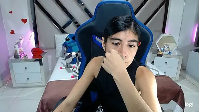 Snapshot of lady_Ary_xx chatting on February 1, 8:58 pm lady Ary xx online show from February 1, 8:58 pm