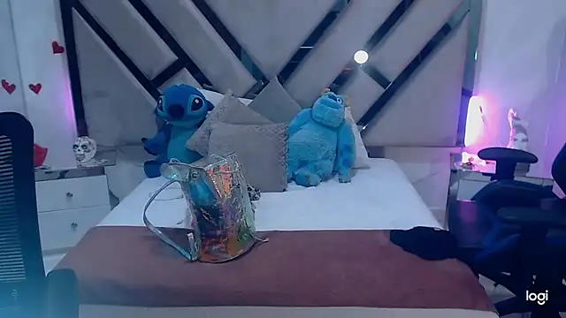 Snapshot of lady_Ary_xx chatting on February 26, 10:20 pm lady Ary xx online show from February 26, 10:20 pm