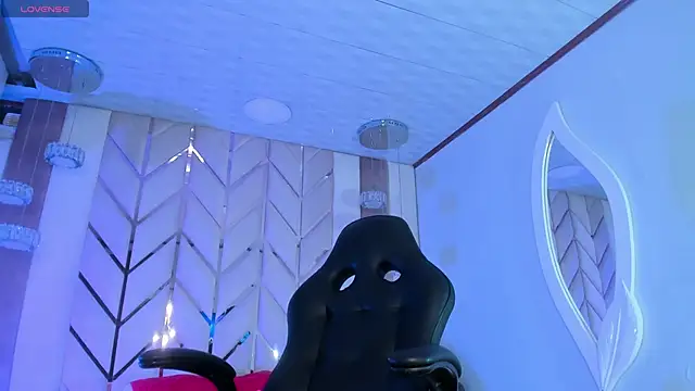 MichaelBear  online show from January 7, 12:20 pm