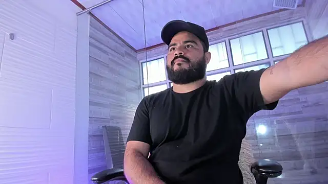 MichaelBear  online show from January 25, 12:47 pm