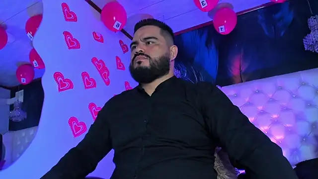 MichaelBear  online show from February 16, 12:32 pm