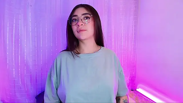 Samii Evans online show from December 13, 4:54 am