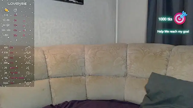 Snapshot of LiyaSilve chatting on March 31, 6:52 pm LiyaSilve online show from March 31, 6:52 pm