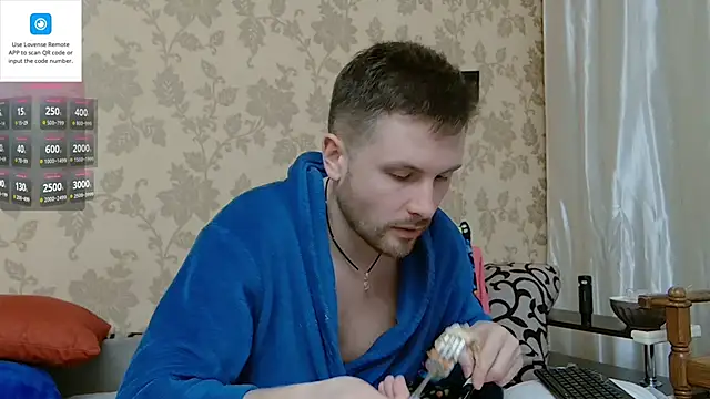 Snapshot of MartinBrandon chatting on February 28, 9:23 pm MartinBrandon online show from February 28, 9:23 pm