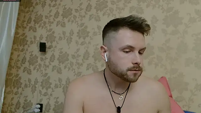 MartinBrandon online show from March 1, 10:23 pm