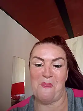 Snapshot of antonela_ladiabla chatting on October 21, 2:29 pm antonela ladiabla online show from October 21, 2:29 pm