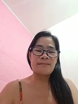 Snapshot of WinterMelon88 chatting on February 22, 1:18 am WinterMelon88 online show from February 22, 1:18 am