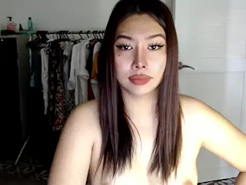 urqueendominant online show from February 7, 12:42 am