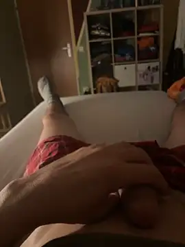 Snapshot of ForroCucc chatting on December 1, 8:42 pm ForroCucc online show from December 1, 8:42 pm