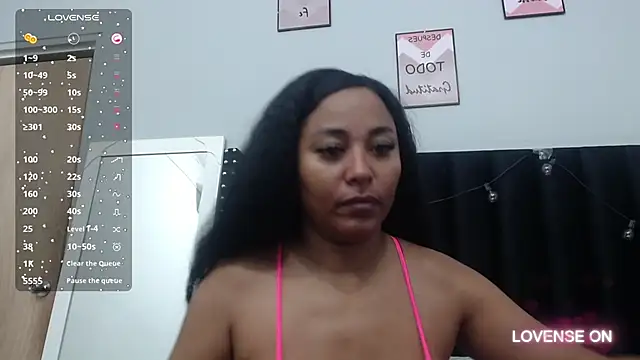 Snapshot of colombiamommy chatting on December 21, 12:59 pm colombiamommy online show from December 21, 12:59 pm