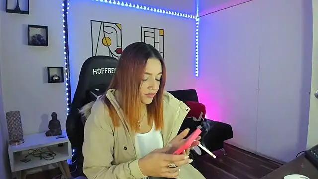 kay marie online show from December 15, 10:04 pm