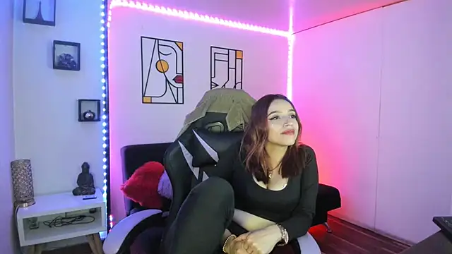 kay marie online show from January 8, 10:37 pm