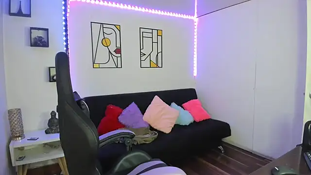 kay marie online show from January 18, 1:41 am